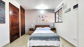 Couples Retreat in Laureles Estadio Private Studio, 1BR 1Bath KiT